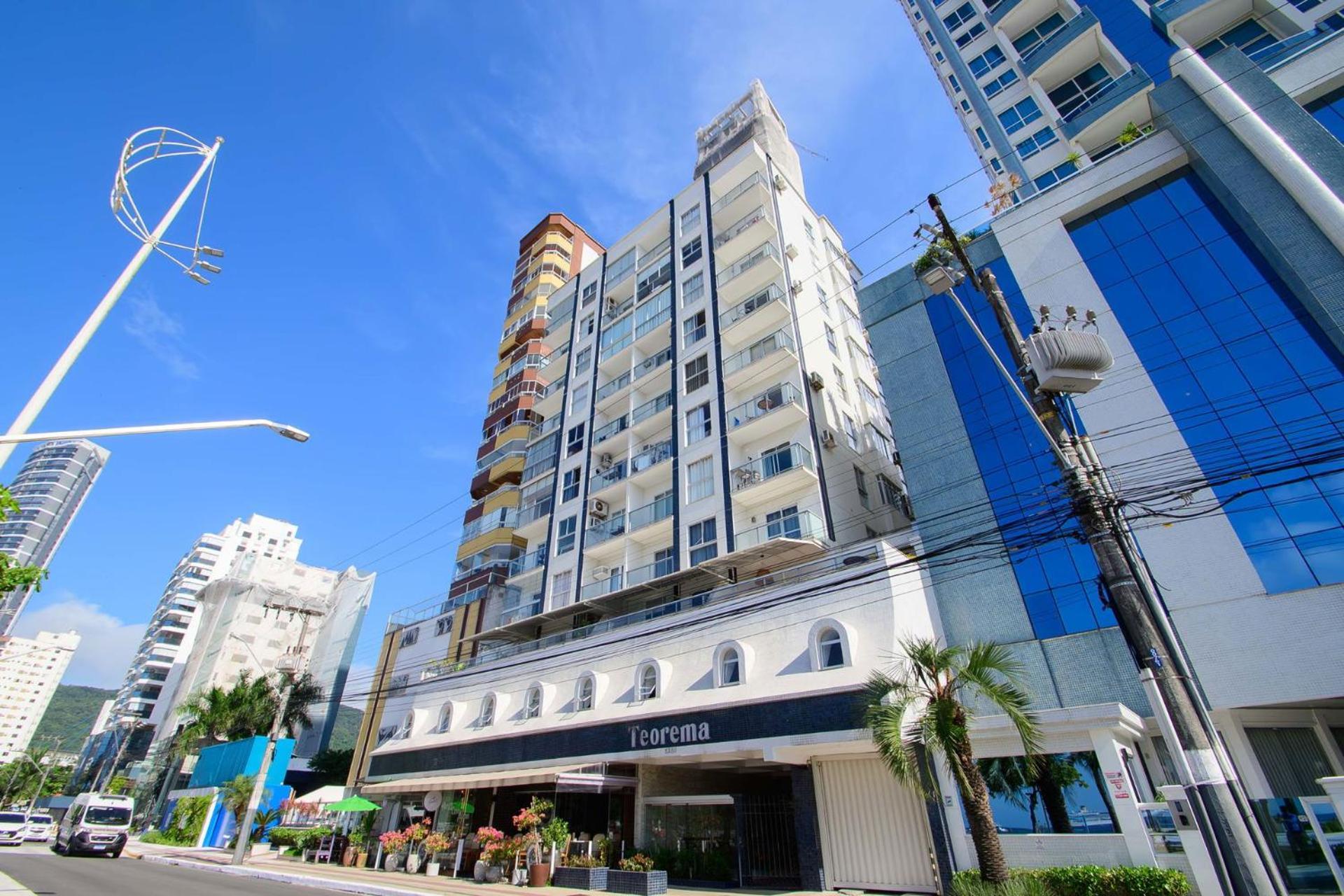 Apto Vista Mar Na Av. Atlantica, Barra Sul Nf1414 Apartamento *